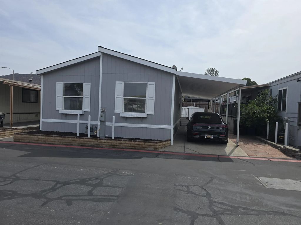 255 E Bradley Ave East 3, El Cajon