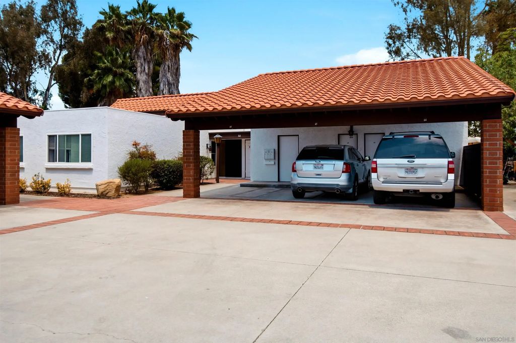 16511 Caminito Vecinos Unit 64, RANCHO BERNARDO
