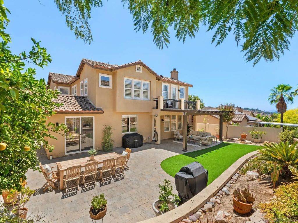 3393 Holly Oak Lane, Escondido