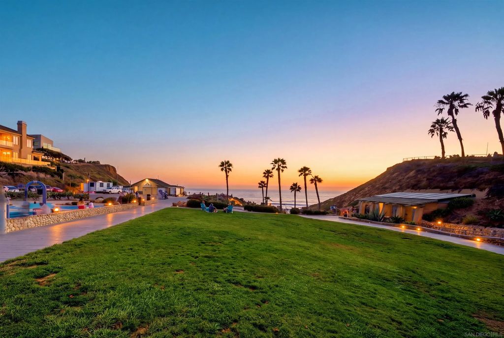 135 S Sierra Ave 20, Solana Beach