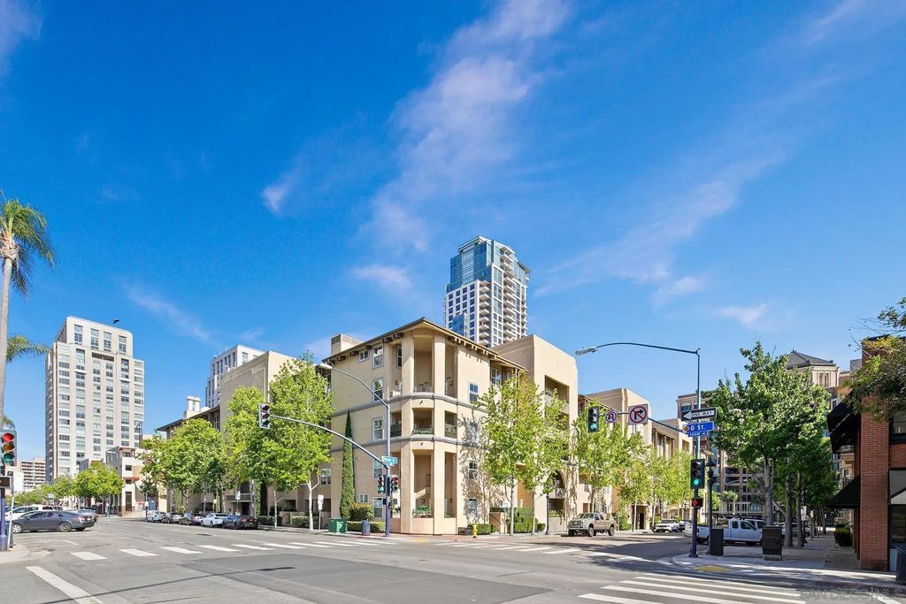 301 W G St 307, DOWNTOWN