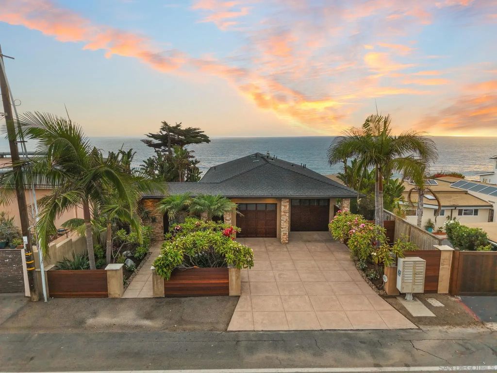 1440-42 Neptune Ave, Encinitas