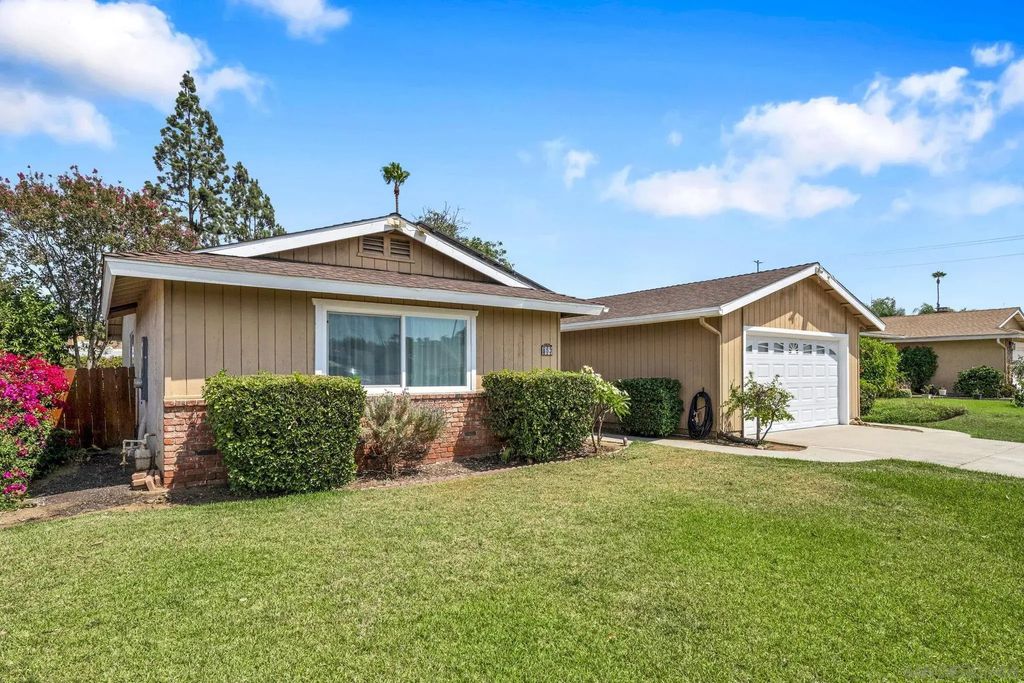 853 Hale Ct, El Cajon
