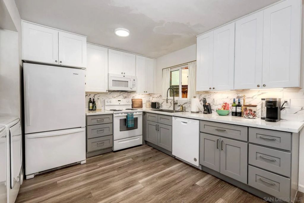 10029 Santana Ranch Lane, Santee
