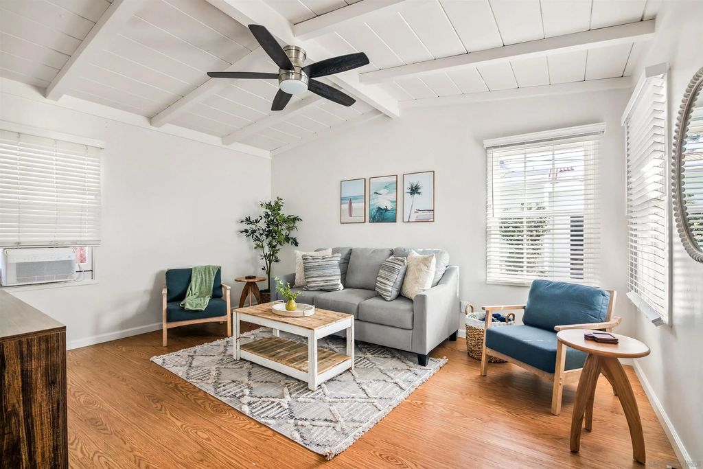 319 Nautilus Street, La Jolla