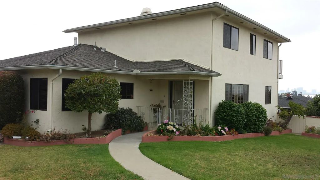 3794 Narragansett Avenue, POINT LOMA