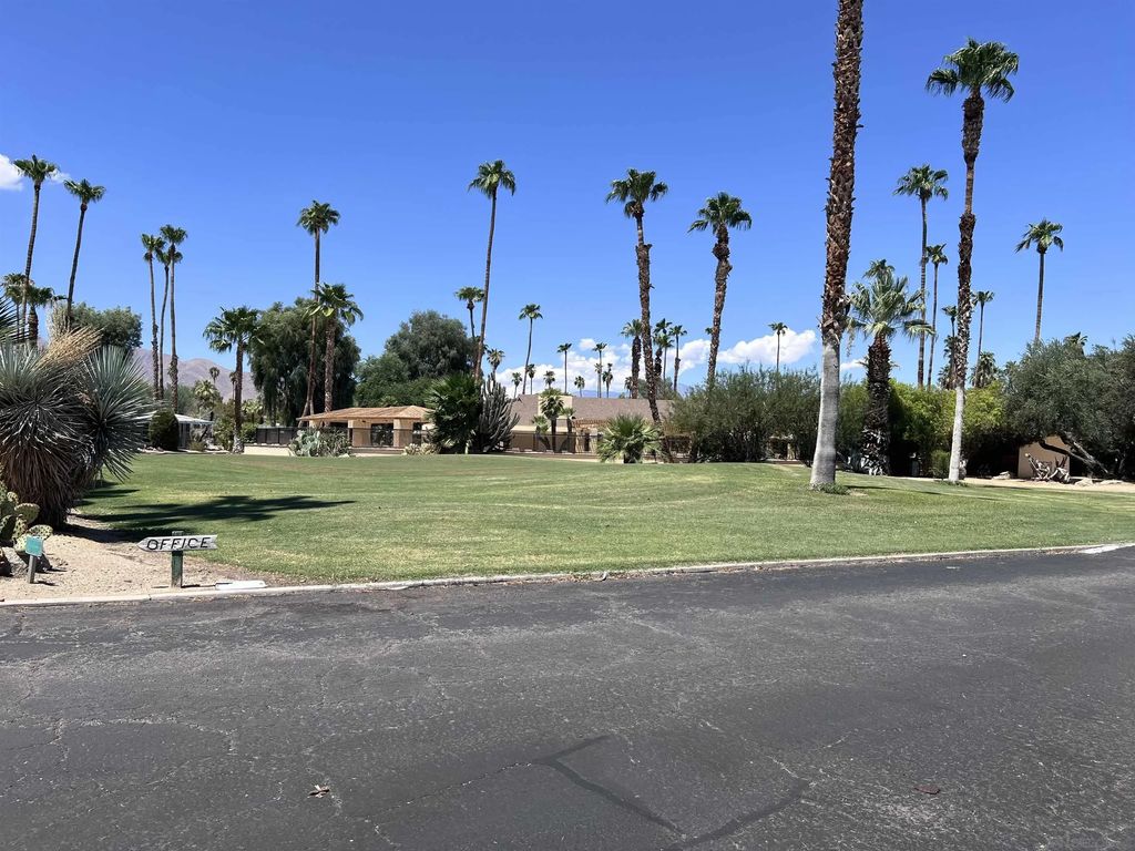 1010 Palm Canyon Spc 32 Bogey Place, Borrego Springs