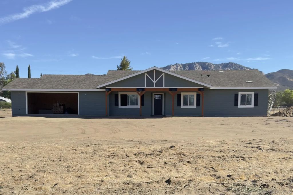 49670 Chickasaw Ct, Aguanga