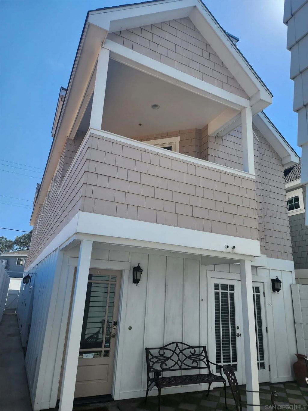 851 G Ave, Coronado