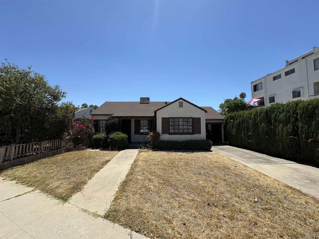4592 Contour Blvd, TALMADGE