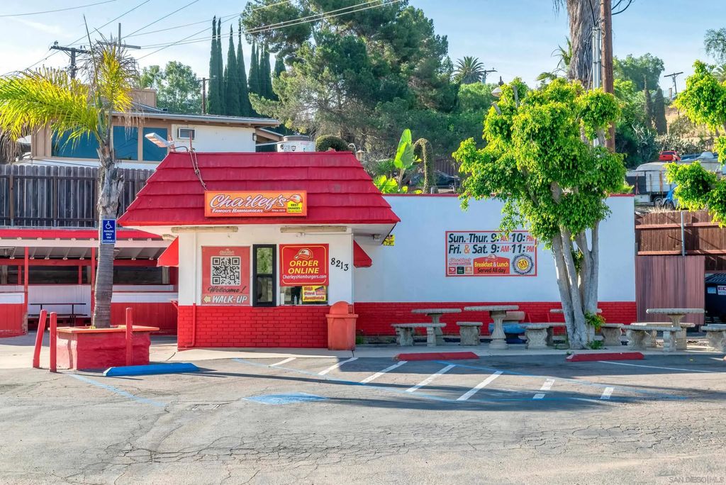 8213 Broadway, Lemon Grove