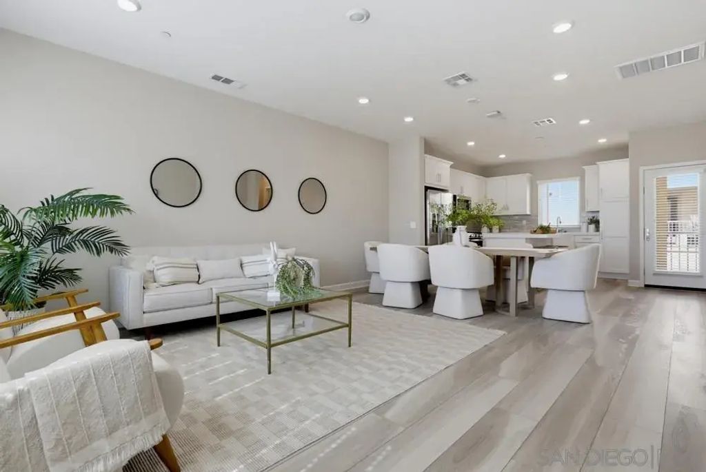 11011 Logan Way, RANCHO PENASQUITOS