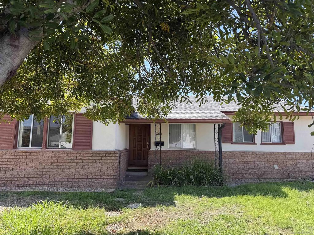 6412 Clara Lee Avenue, Del Cerro (337)