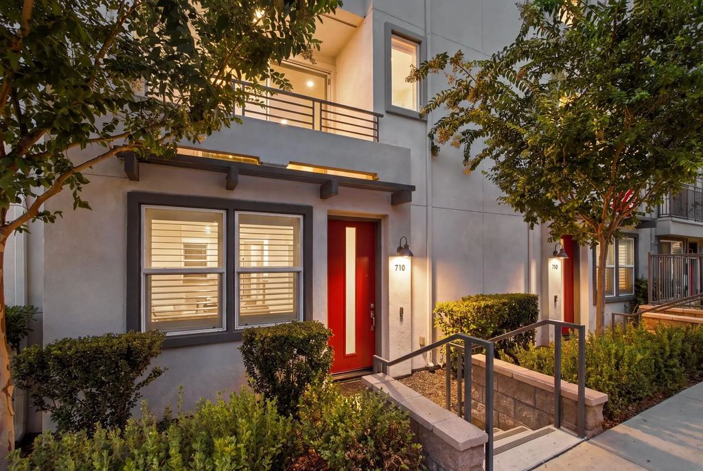 2601 Cranston 710, Escondido
