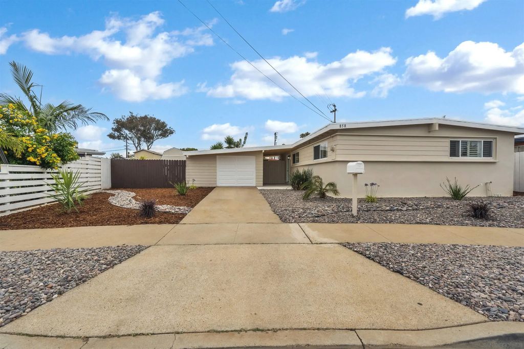 858 Hickory, Imperial Beach