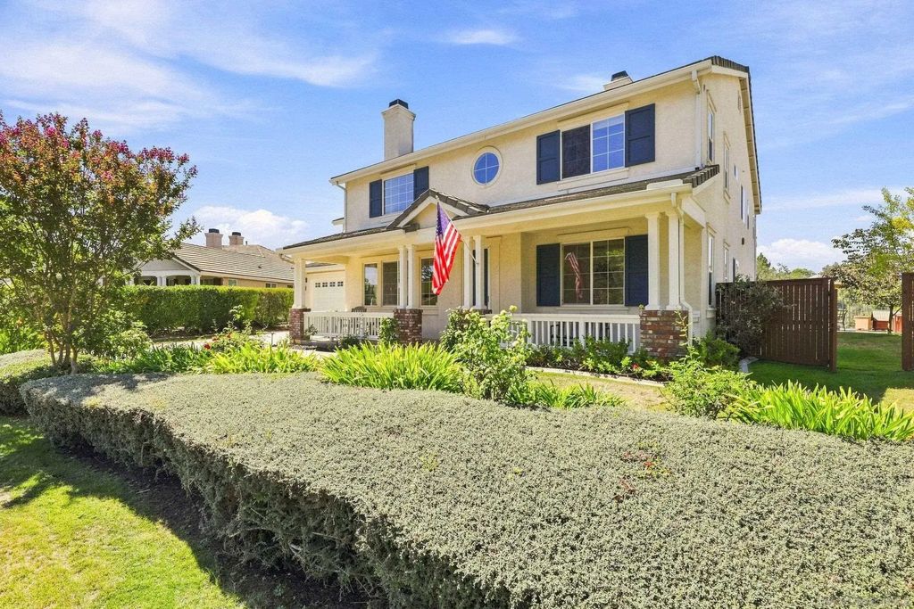 10353 Pinion Trail, Escondido