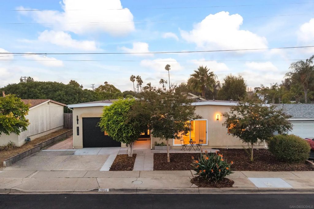 4134 Epanow, CLAIREMONT