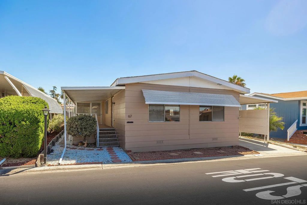650 S Rancho Santa Fe 67, San Marcos