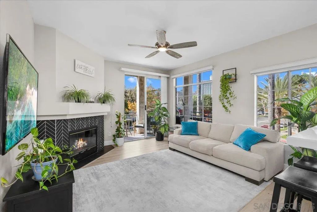 2150 Camino De La Reina 4204, SAN DIEGO