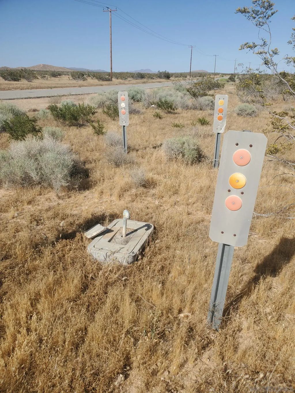 Vernon Dr 97, Califonria City