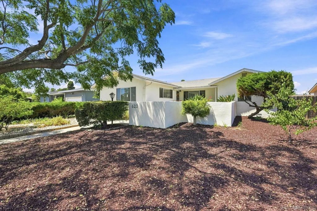 622 W 13th Ave, Escondido
