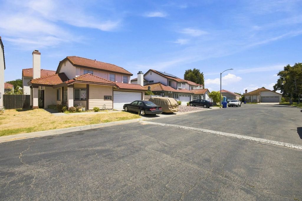 4524 Goldfinch, Oceanside