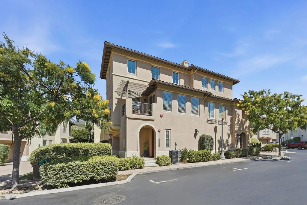 2733 Piantino Circle, MISSION VALLEY