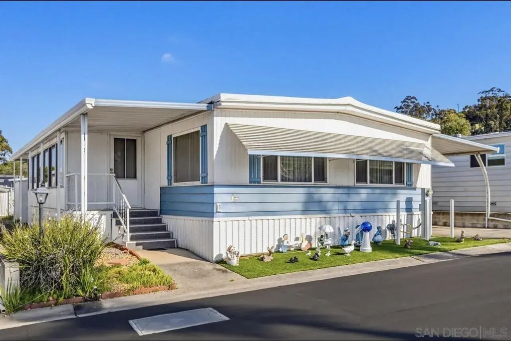 1440 S Orange Ave 11, El Cajon