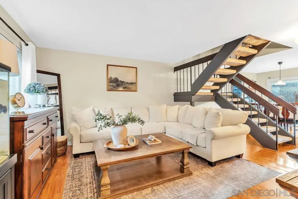 10609 Aristocrat, Santee