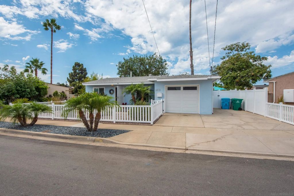 4612 Kleefeld Ave., CLAIREMONT