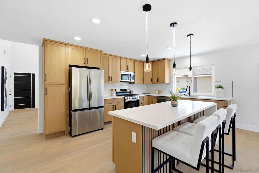 8523 Duncannon, MIRA MESA