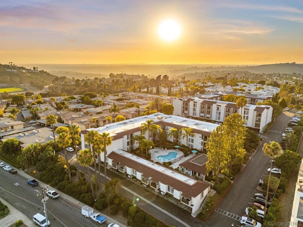 6924 Hyde Park 220, SAN CARLOS