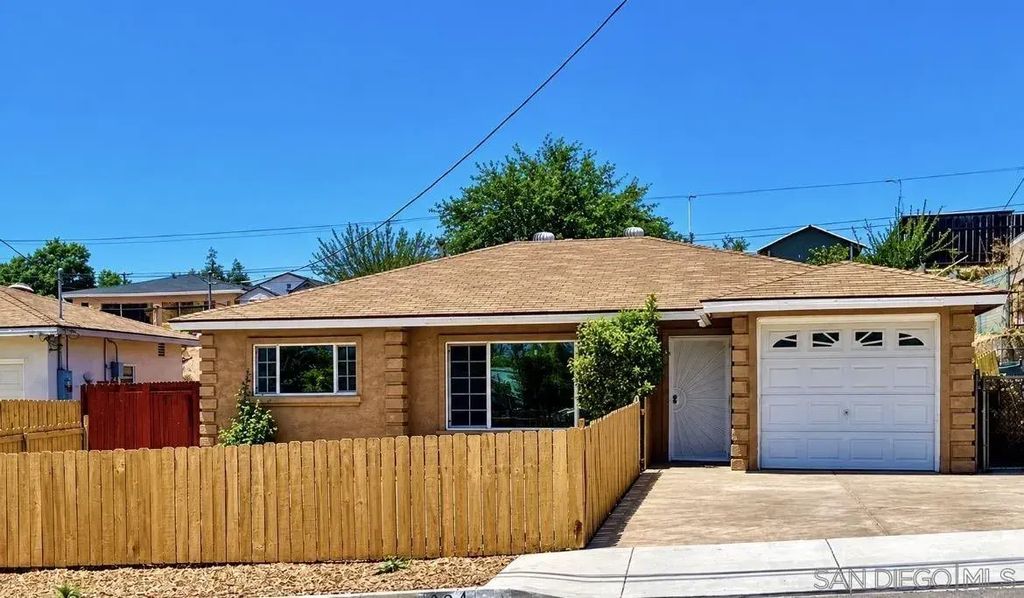 834 Maria Ave., Spring Valley