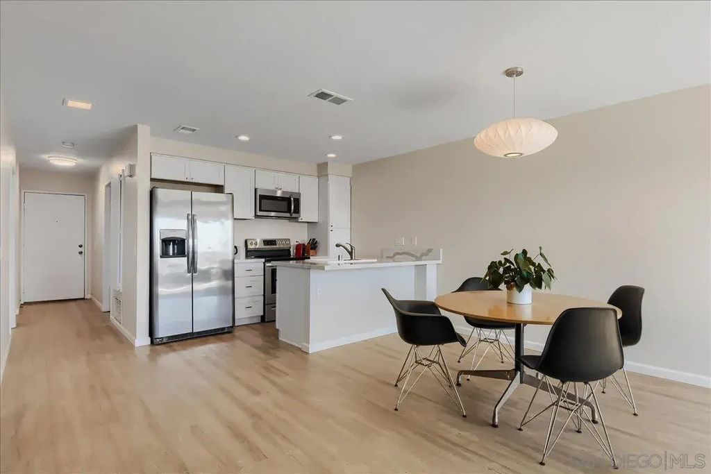 3625 Vista Oceana 22, Oceanside