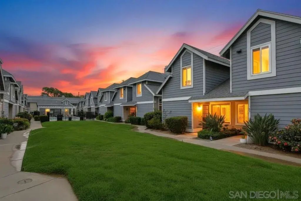 13221 Westmark 28, Poway