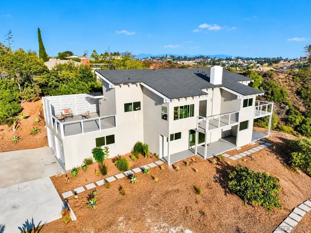 700 Selma Pl, ENCANTO