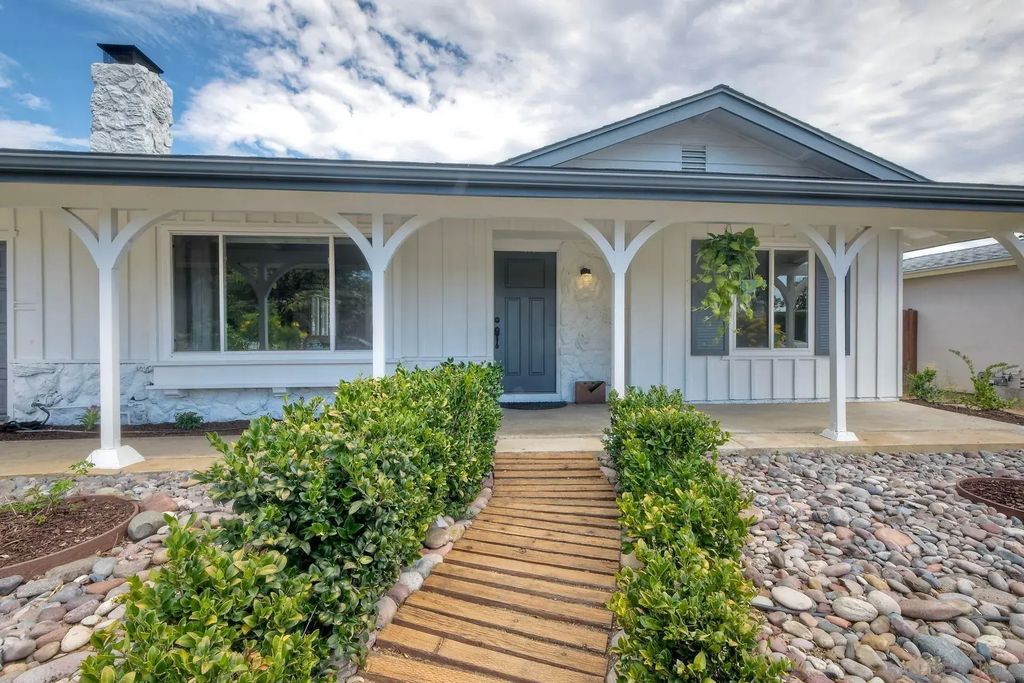 13239 Ann O Reno Lane, Poway