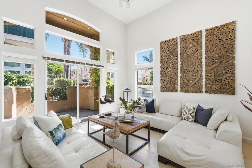 7142 Calabria A, UNIVERSITY CITY