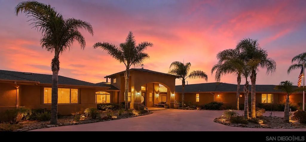 17429 Rancho Del Rio, Rancho Santa Fe