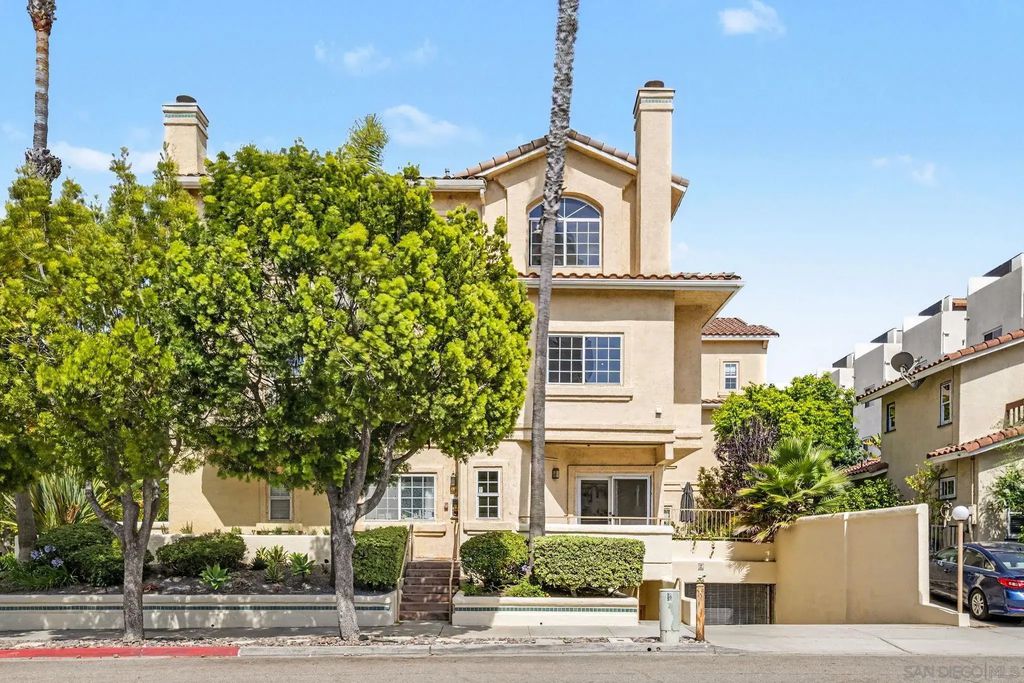 919 W Lewis St 1, MISSION HILLS