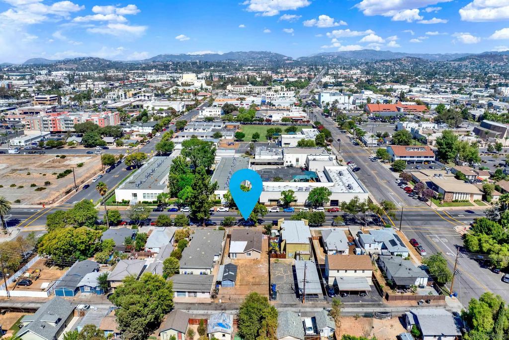 127 W 5th Ave, Escondido