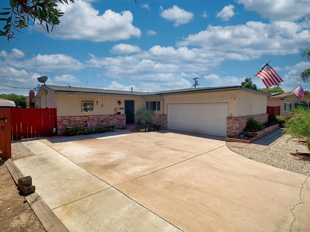 587 Brockwood Dr, El Cajon