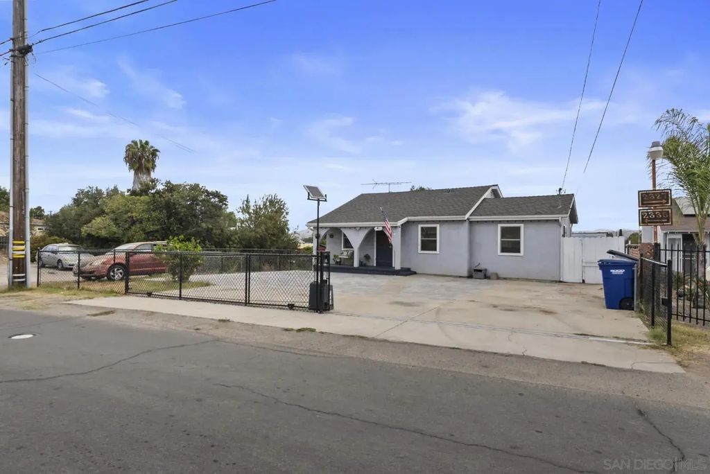2335 Bonita St, Lemon Grove