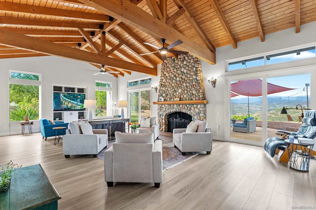 30659 Diaz, Valley Center