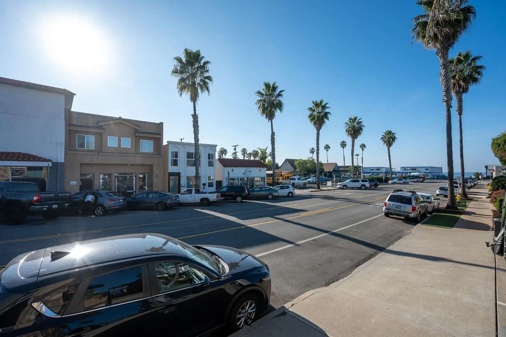 4741 Point Loma, 