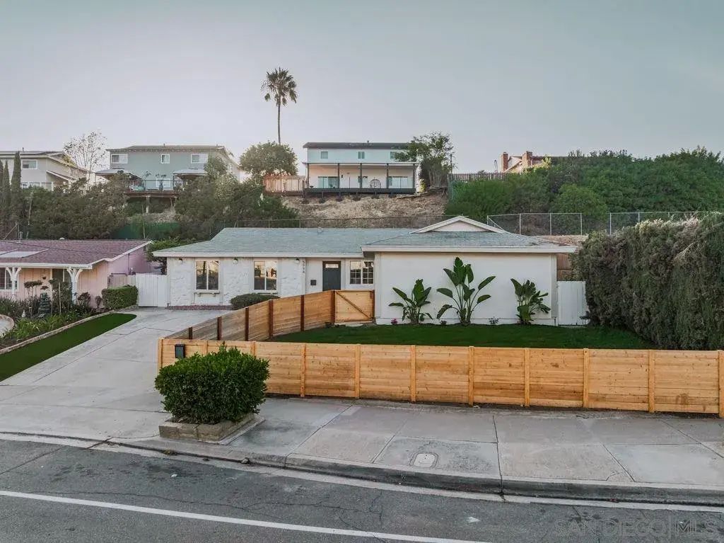 5994 Amaya Dr, La Mesa