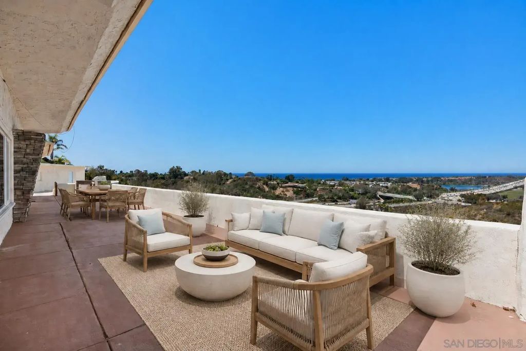 1750 Barbara, Encinitas