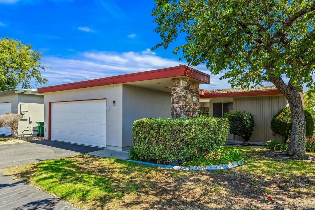 3808 Vista Campana 26, Oceanside