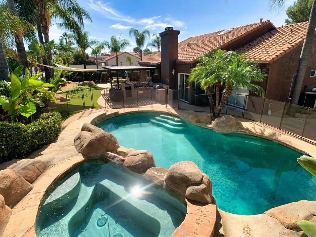 2934 Manzanita View Dr., Alpine