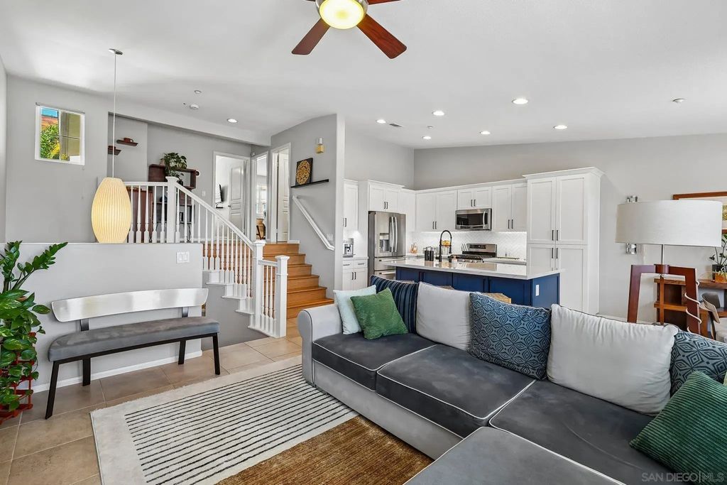 3156 Harbor Ridge Ln, MISSION HILLS